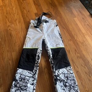 Arctix Kids Snow Pants in White and Black
